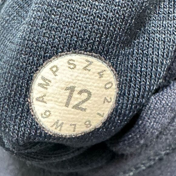 Lululemon on Athletica Navy Blue High-Waisted Leggings - Picture 5 of 6